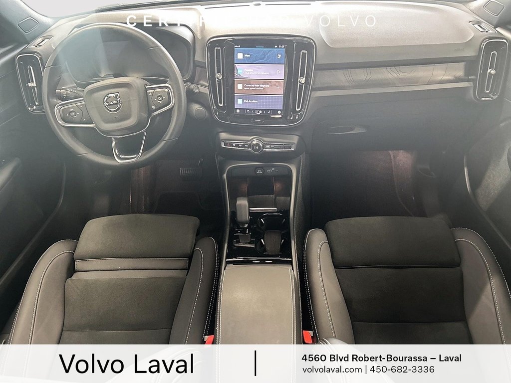 Volvo XC40 Recharge TWIN Plus - Dark 2023 à Laval, Québec - 18 - w1024h768px