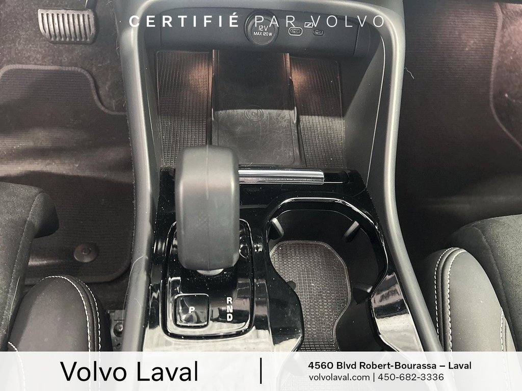 Volvo XC40 Recharge TWIN Plus - Dark 2023 à Laval, Québec - 15 - w1024h768px