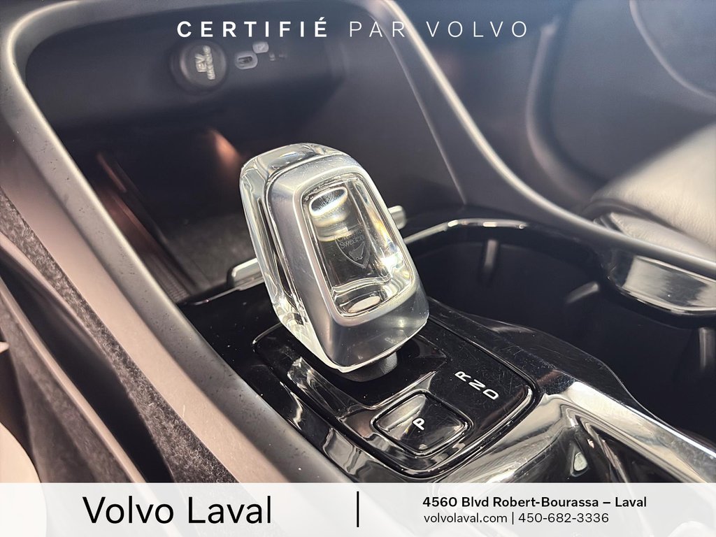 Volvo XC40 Ultimate Bright Theme 2023 à Laval, Québec - 15 - w1024h768px