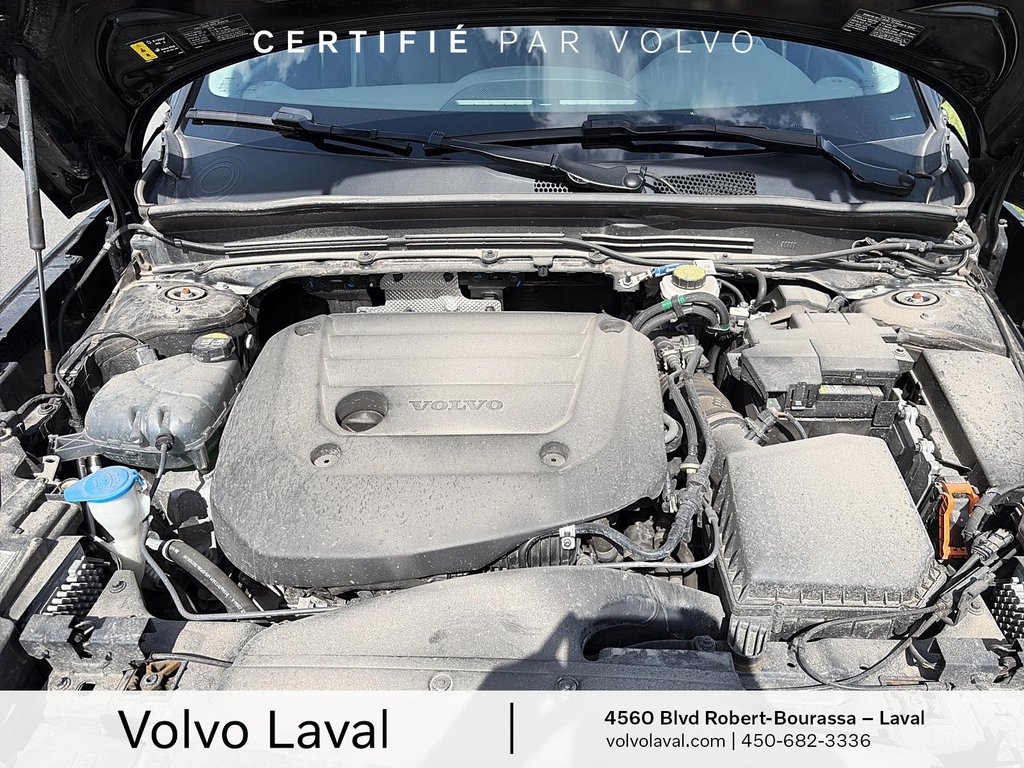 Volvo XC40 Ultimate Dark Theme 2023 à Laval, Québec - 8 - w1024h768px