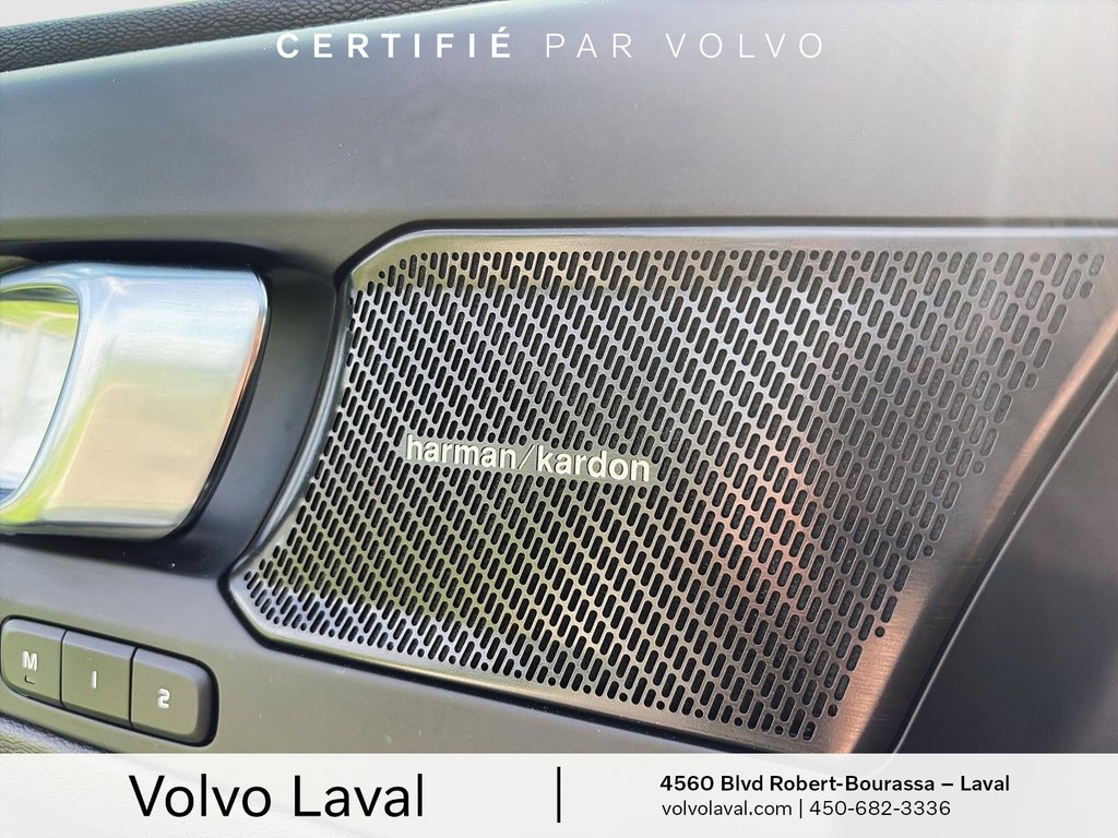 Volvo XC40 Ultimate Dark Theme 2023 à Laval, Québec - 21 - w1024h768px