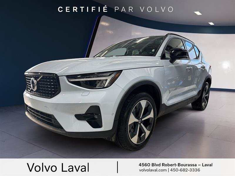 Volvo XC40 B5 AWD Plus Dark Theme 2024 à Laval, Québec - 1 - w1024h768px