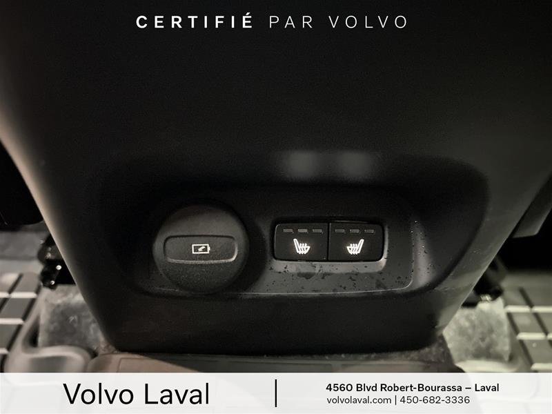 Volvo XC40 B5 AWD Plus Dark Theme 2024 à Laval, Québec - 17 - w1024h768px