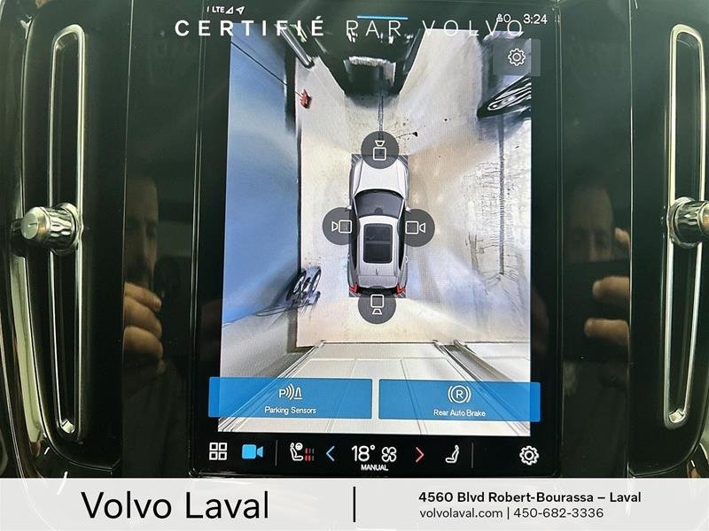 Volvo XC40 B5 AWD Plus Dark Theme 2024 à Laval, Québec - 13 - w1024h768px