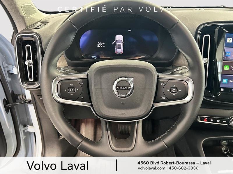 Volvo XC40 B5 AWD Plus Dark Theme 2024 à Laval, Québec - 8 - w1024h768px