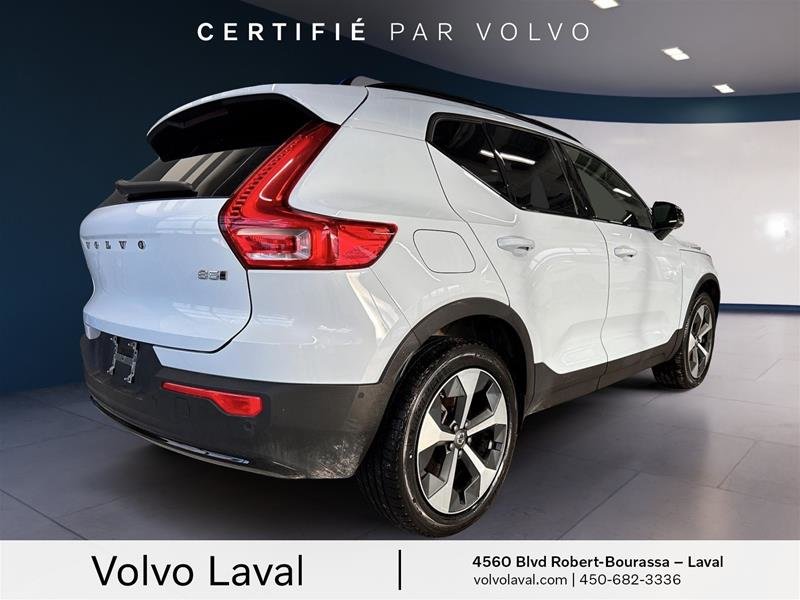 Volvo XC40 B5 AWD Plus Dark Theme 2024 à Laval, Québec - 4 - w1024h768px