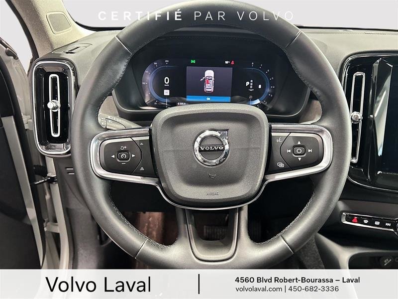 Volvo XC40 B5 AWD Plus Dark Theme 2024 à Laval, Québec - 17 - w1024h768px