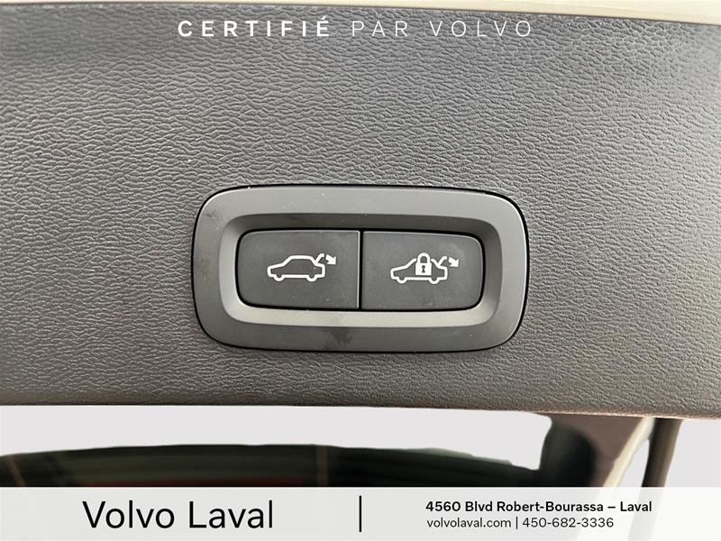 Volvo XC40 B5 AWD Plus Dark Theme 2024 à Laval, Québec - 20 - w1024h768px