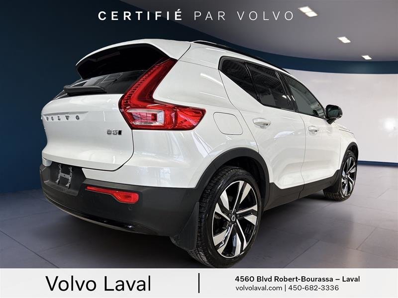 Volvo XC40 B5 AWD Plus Dark Theme 2024 à Laval, Québec - 4 - w1024h768px