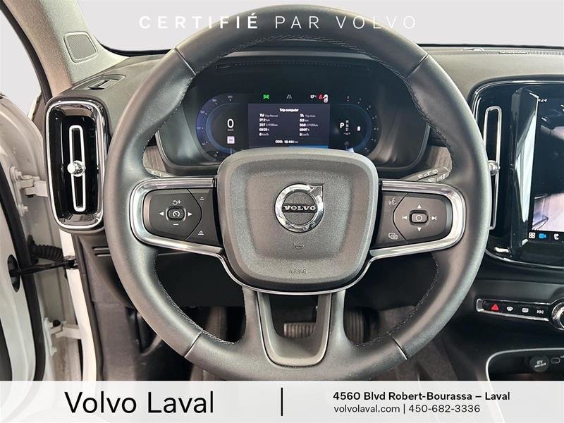 Volvo XC40 B5 AWD Plus Dark Theme 2024 à Laval, Québec - 12 - w1024h768px