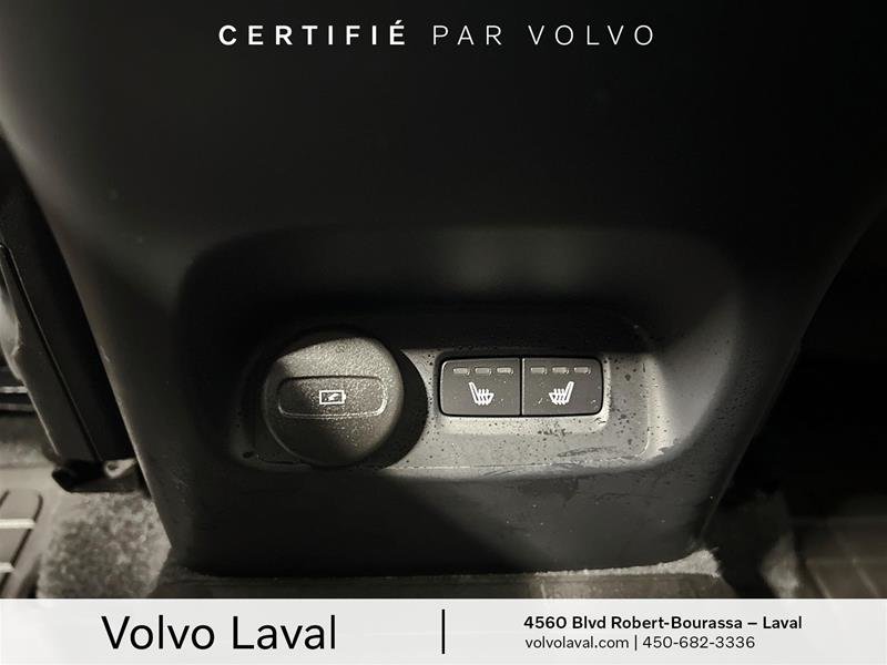 Volvo XC40 B5 AWD Plus Dark Theme 2024 à Laval, Québec - 19 - w1024h768px