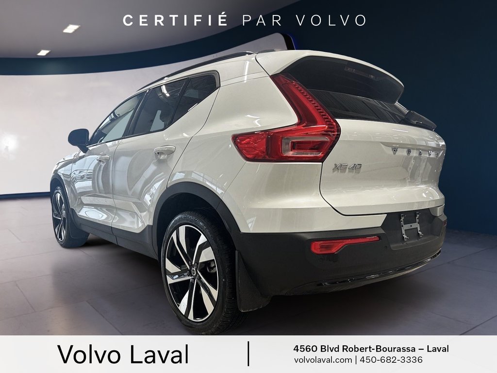 Volvo XC40 B5 AWD Plus Dark Theme 2024 à Laval, Québec - 5 - w1024h768px