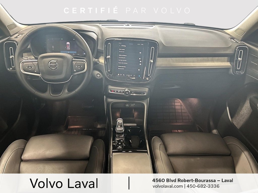 Volvo XC40 B5 AWD Plus Dark Theme 2024 à Laval, Québec - 20 - w1024h768px