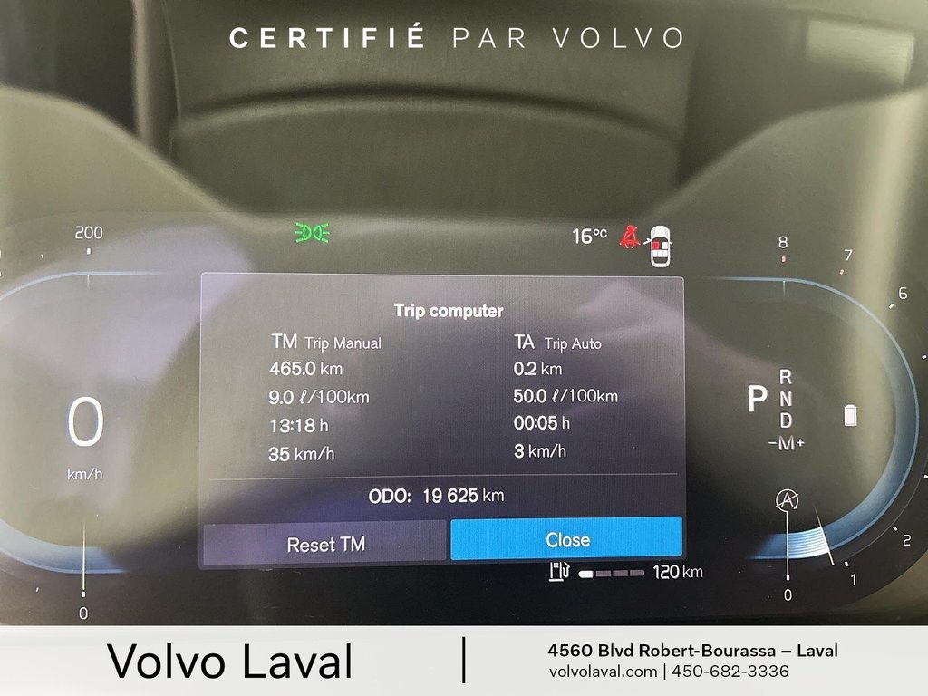 Volvo XC40 B5 AWD Plus Dark Theme 2024 à Laval, Québec - 13 - w1024h768px