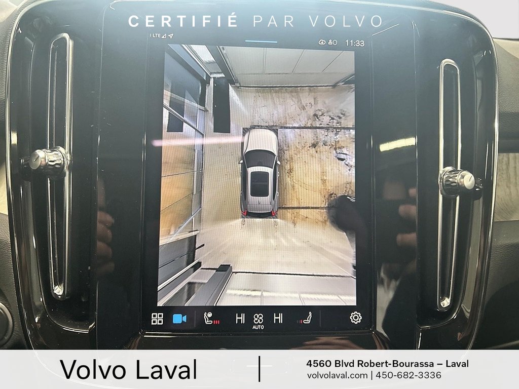 Volvo XC40 B5 AWD Plus Dark Theme 2024 à Laval, Québec - 15 - w1024h768px