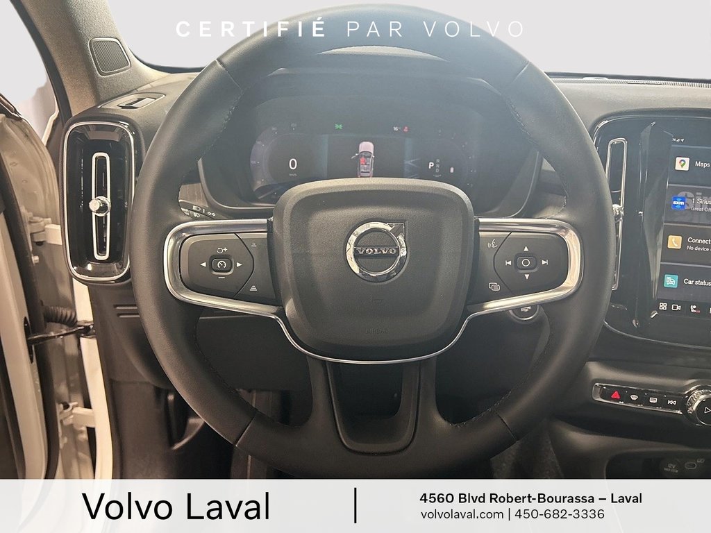 Volvo XC40 B5 AWD Plus Dark Theme 2024 à Laval, Québec - 12 - w1024h768px