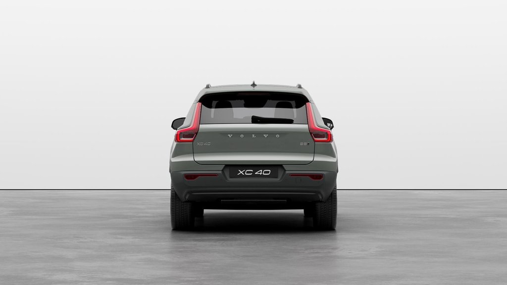 Volvo XC40 Ultra Dark Theme 2025-3