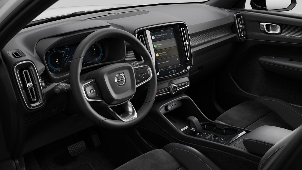 Volvo XC40 Plus Dark Theme 2025-7