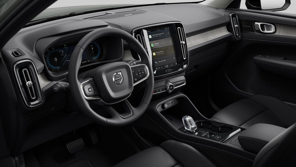2025 Volvo XC40 Plus Dark Theme in Laval, Quebec - 8 - w1024h768px