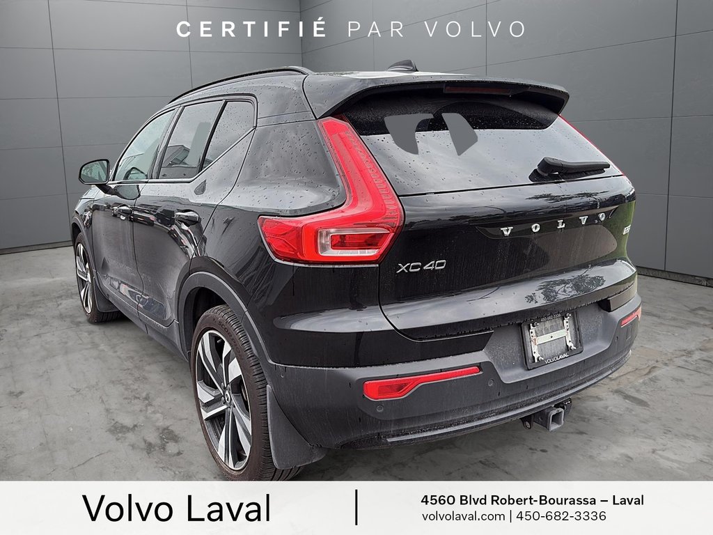 Volvo XC40 Plus Dark Theme 2025 à Laval, Québec - 4 - w1024h768px
