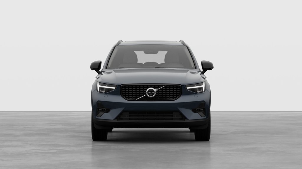 2026 Volvo XC40 Plus Dark Theme in Laval, Quebec - 5 - w1024h768px