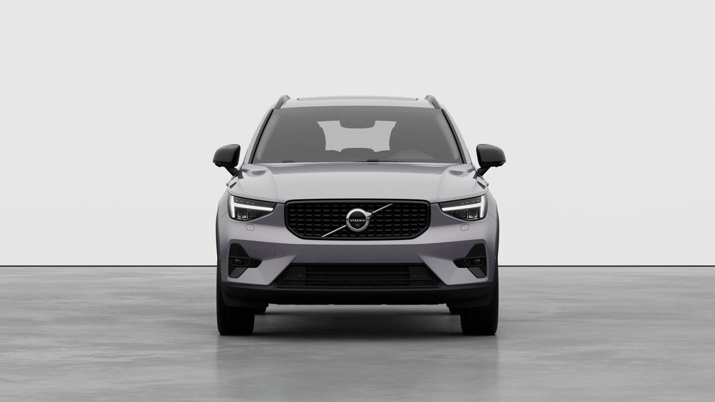 Volvo XC40 Plus Dark Theme 2026 à Laval, Québec - 5 - w1024h768px