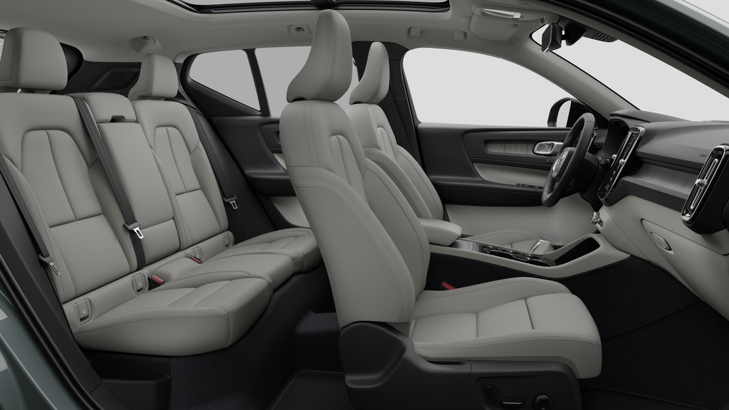 2026 Volvo XC40 Plus Dark Theme in Laval, Quebec - 13 - w1024h768px