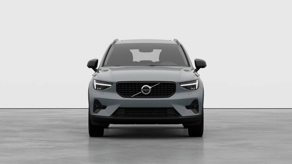 Volvo XC40 Plus Dark Theme 2026 à Laval, Québec - 5 - w1024h768px