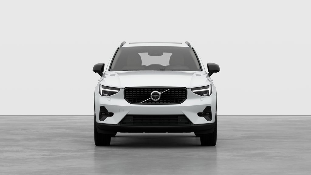 2026 Volvo XC40 Plus Dark Theme in Laval, Quebec - 5 - w1024h768px