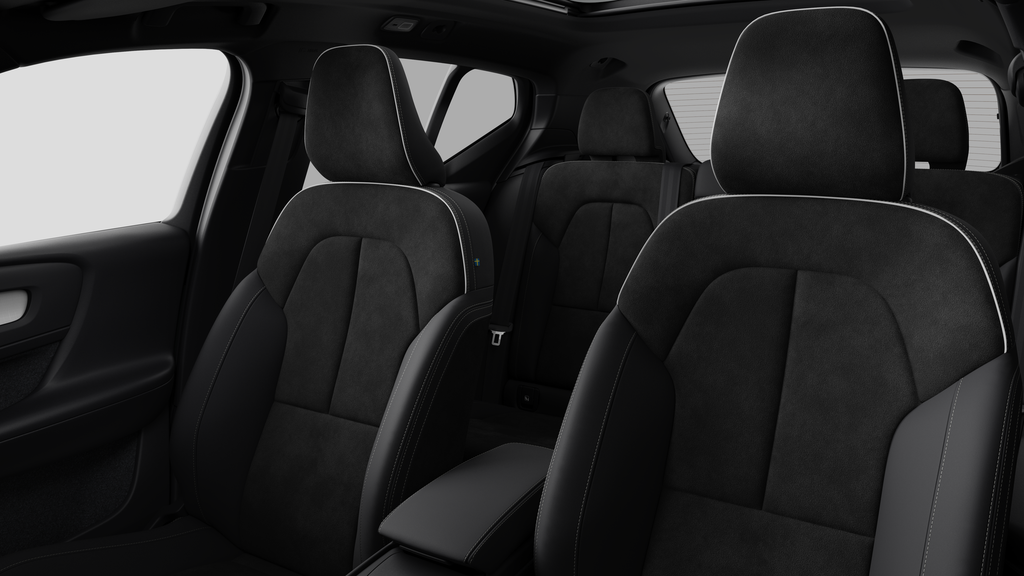 2026 Volvo XC40 Ultra Black Edition in Laval, Quebec - 12 - w1024h768px