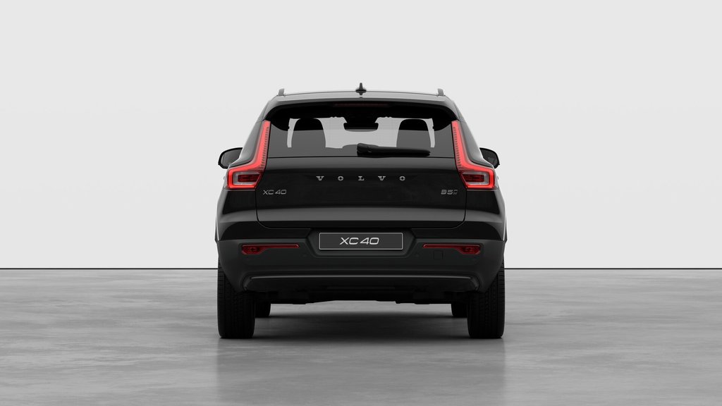 2026 Volvo XC40 Core Dark Theme in Brossard, Quebec - 6 - w1024h768px