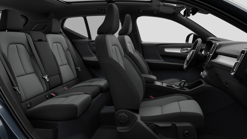 Volvo XC40 Core Dark Theme 2026 à Brossard, Québec - 13 - w1024h768px