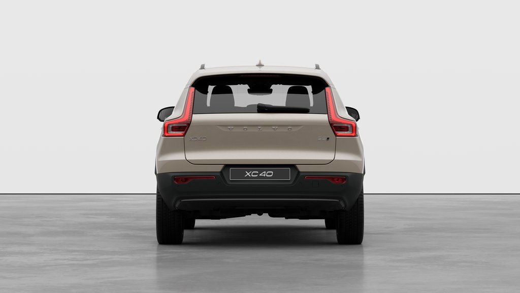 2026 Volvo XC40 Ultra (Dark Theme) in Laval, Quebec - 6 - w1024h768px