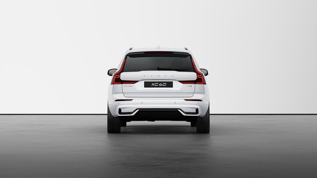 2025 Volvo XC60 Plug-in hybrid Ultra in Laval, Quebec - 4 - w1024h768px