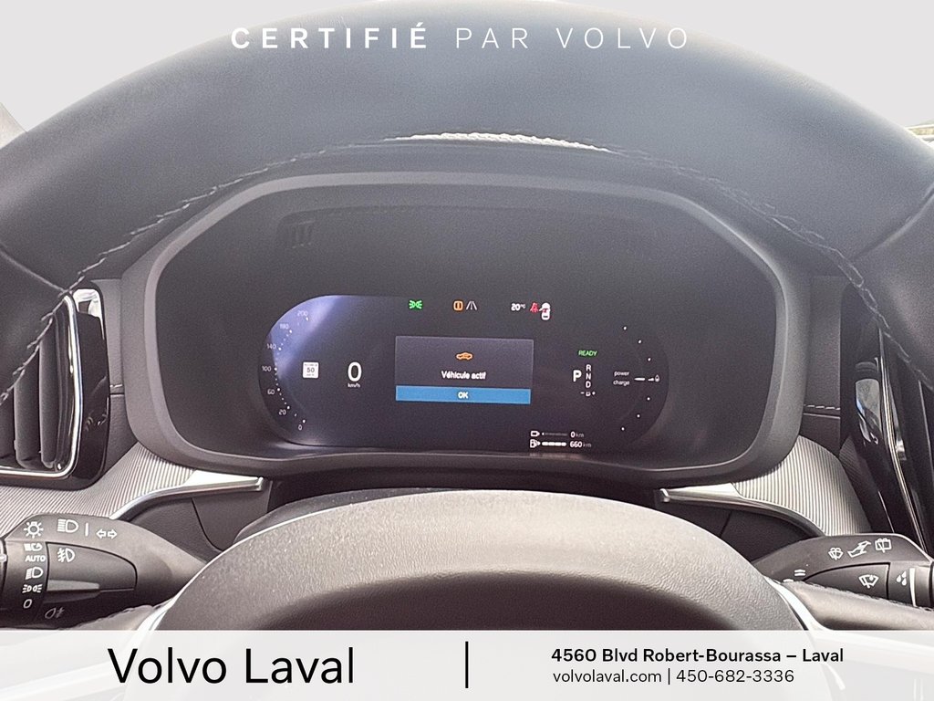 Volvo XC60 Plug-In Hybrid Ultra Black Edition 2025 à Laval, Québec - 16 - w1024h768px