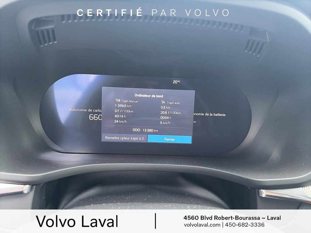 Volvo XC60 Plug-In Hybrid Ultra Black Edition 2025 à Laval, Québec - 11 - w1024h768px