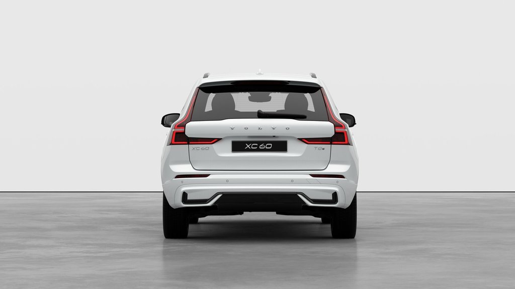 Volvo XC60 Plug-in Hybrid Core Dark Theme 2026 à Laval, Québec - 6 - w1024h768px