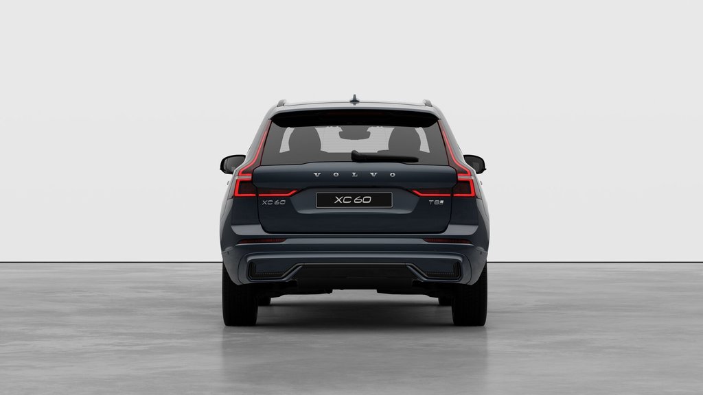 2026 Volvo XC60 Plug-in Hybrid Plus Dark Theme in Laval, Quebec - 6 - w1024h768px