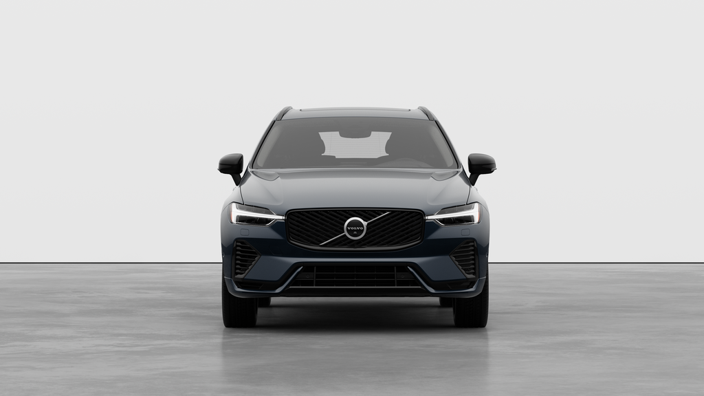 2026 Volvo XC60 Plug-In Hybrid Plus Dark Theme in Laval, Quebec - 5 - w1024h768px