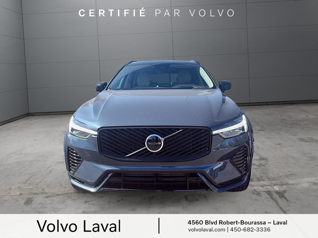2026 Volvo XC60 Plug-In Hybrid Ultra Dark Theme in Laval, Quebec - 2 - w1024h768px