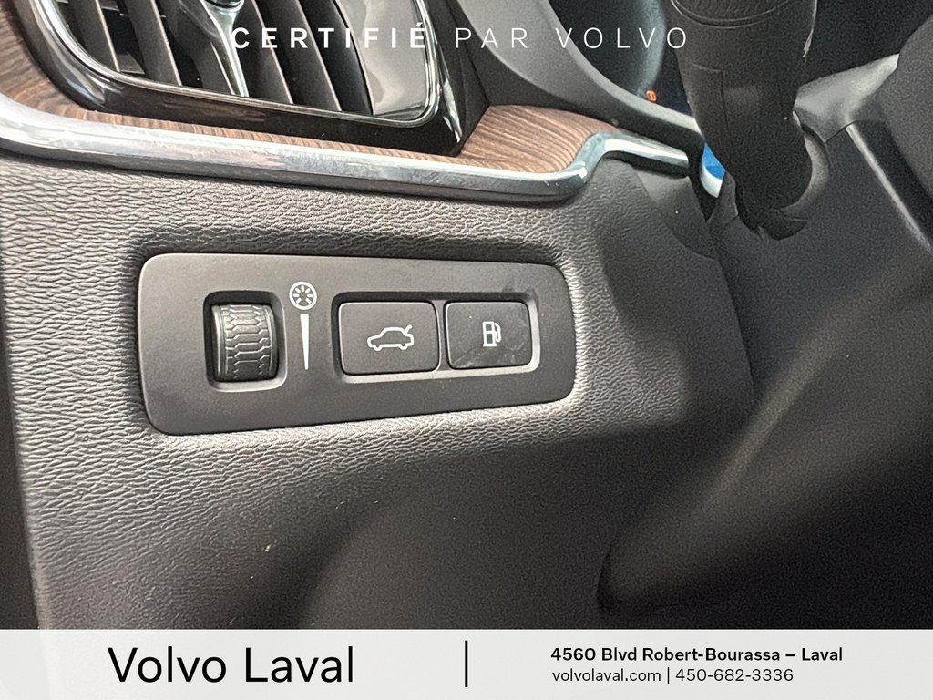 Volvo XC60 Recharge Inscription Expression 2022 à Laval, Québec - 21 - w1024h768px