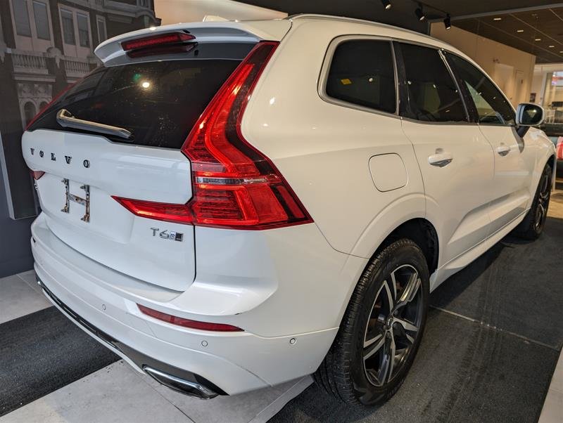 2019  XC60 T6 AWD R-Design in Laval, Quebec - 9 - w1024h768px