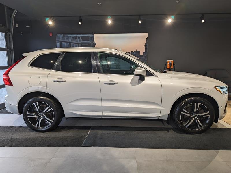 2019  XC60 T6 AWD R-Design in Laval, Quebec - 5 - w1024h768px