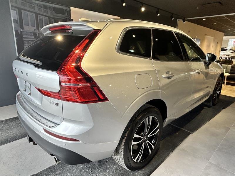 2020  XC60 T6 AWD Momentum in Laval, Quebec - 4 - w1024h768px
