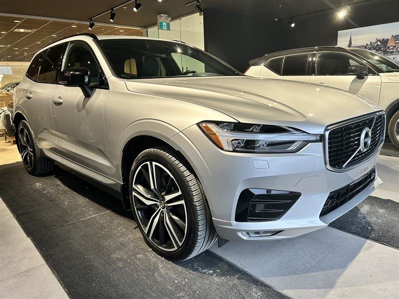 2020  XC60 T6 AWD R-Design in Laval, Quebec - 5 - w1024h768px
