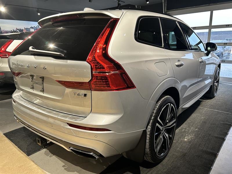 2020  XC60 T6 AWD R-Design in Laval, Quebec - 4 - w1024h768px