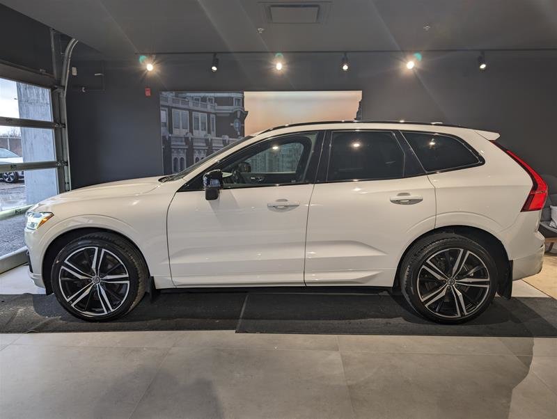 2020  XC60 T6 AWD R-Design in Laval, Quebec - 5 - w1024h768px