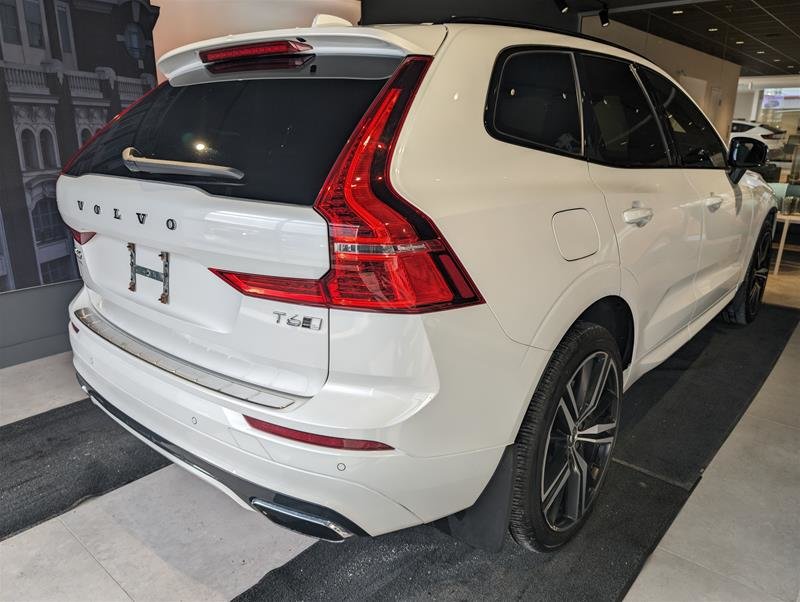 2021  XC60 T6 AWD R-Design in Laval, Quebec - 4 - w1024h768px