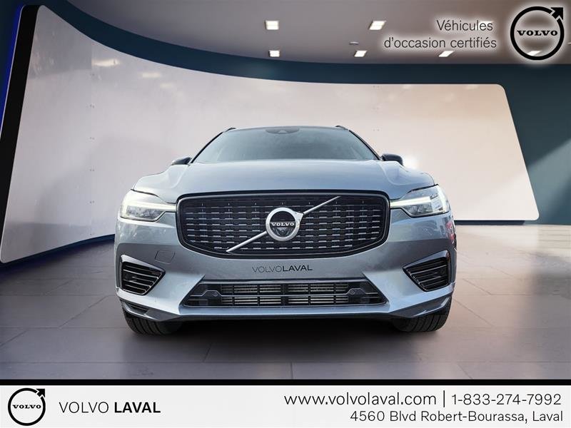 2021  XC60 T8 eAWD R-Design in Laval, Quebec - 2 - w1024h768px