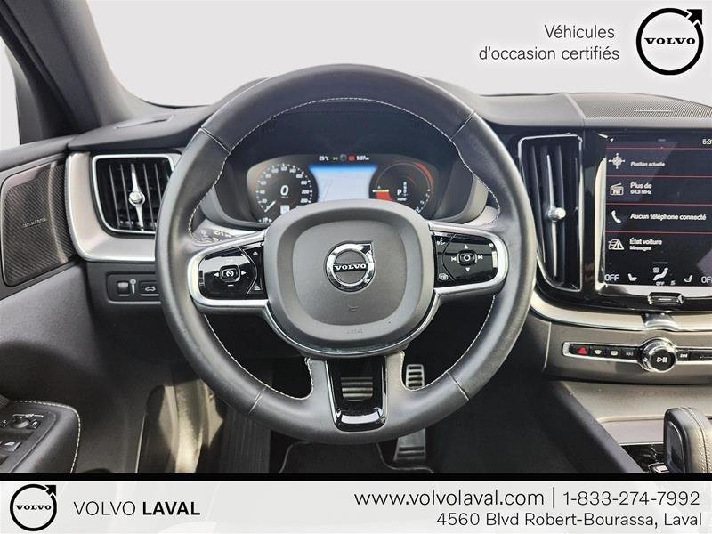 2021  XC60 T8 eAWD R-Design in Laval, Quebec - 16 - w1024h768px